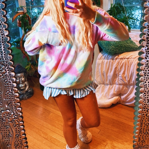 SOLD ON IG✨Pastel Off Shoulder Tie Dye Oversi - Picture 5 of 12